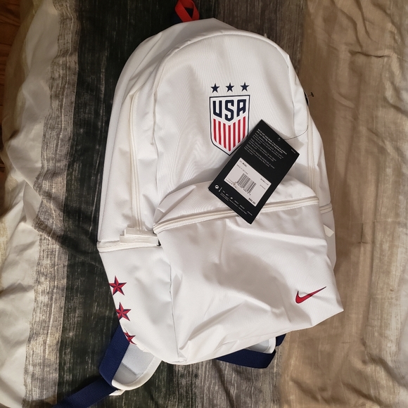 Nike USA Backpack - Picture 2 of 2